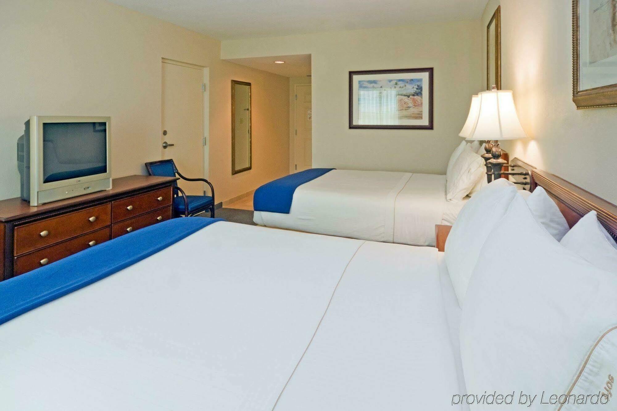 Holiday Inn Express & Suites Miami Kendall, An Ihg Hotel Room photo